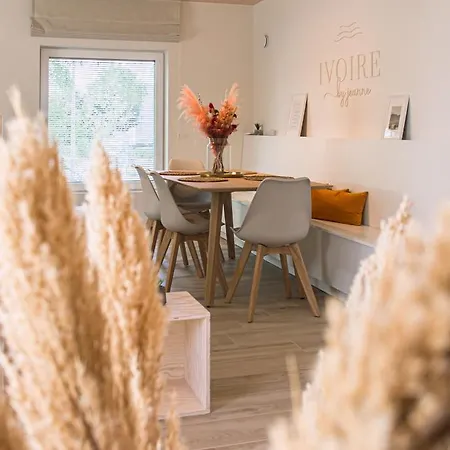 Ivoire By Jeanne - Op 450m Jeanne *