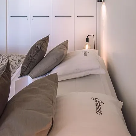 Ivoire By Jeanne - Op 450m Jeanne *